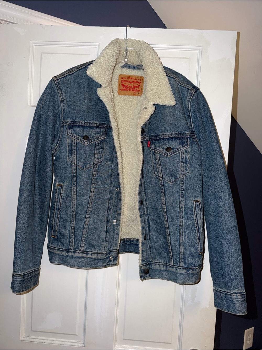 Levi's Men's Denim Sherpa Trucker Jacket - Blue with Cream Sherpa